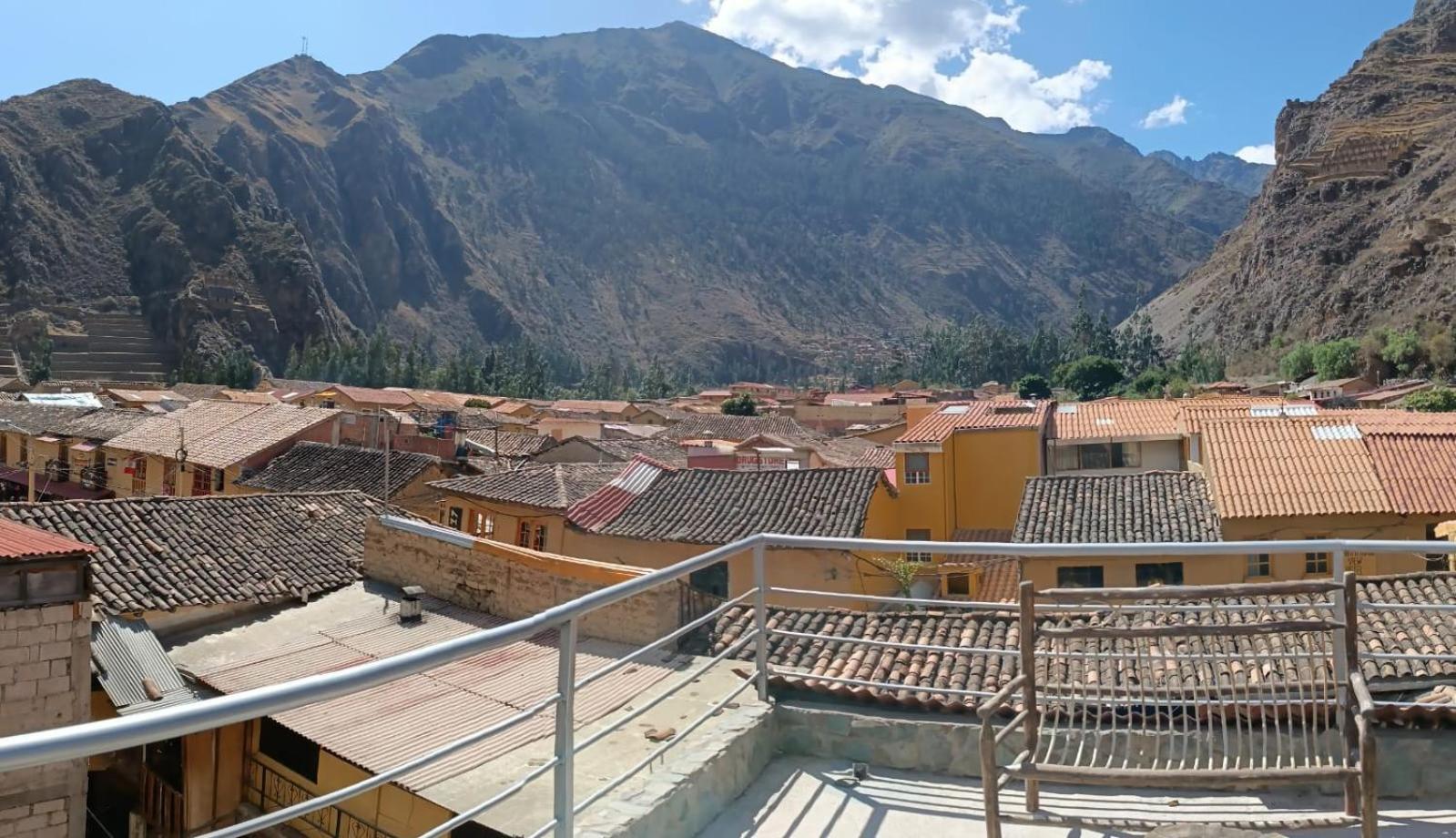 Intikilla Hostal Ollantaytambo Buitenkant foto